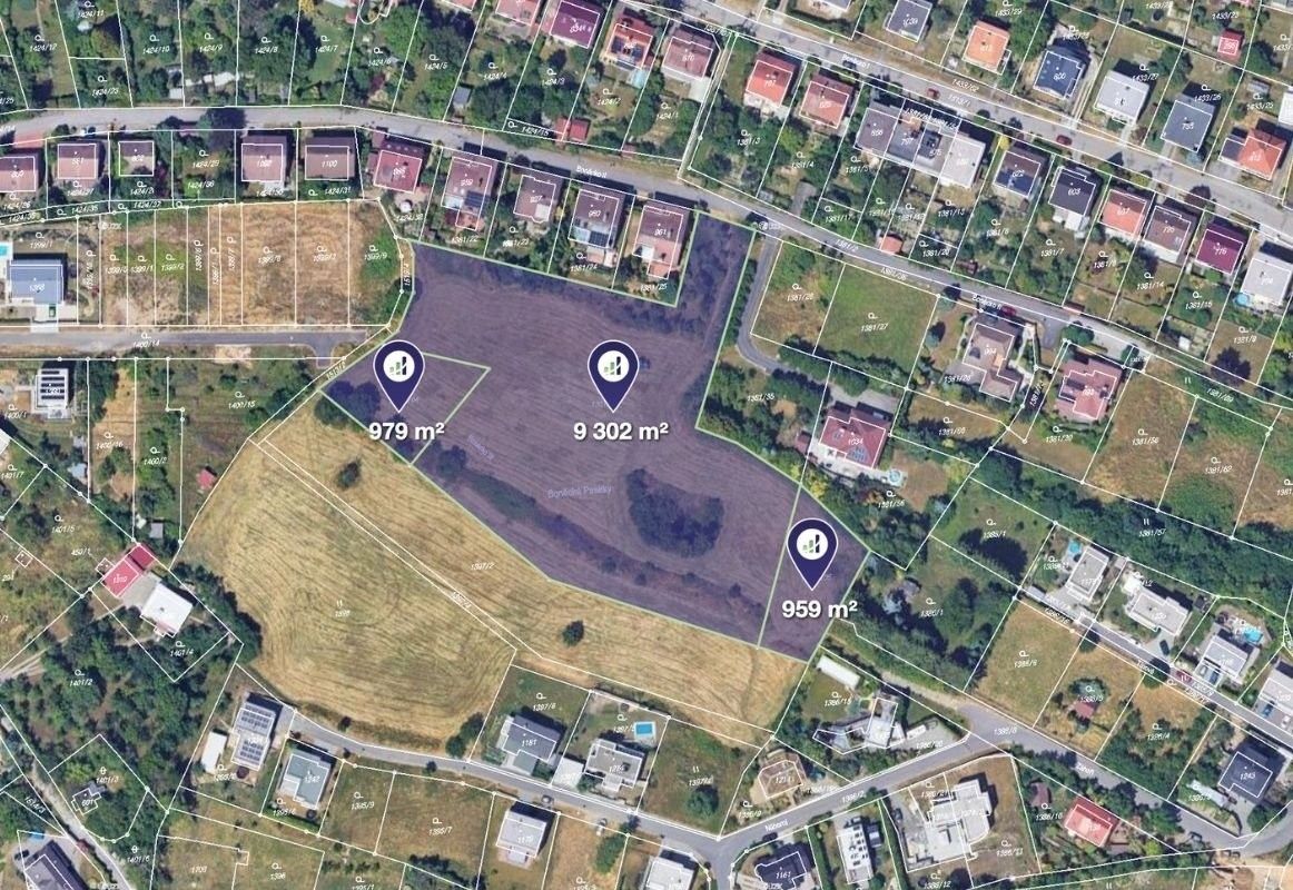 Pozemky pro bydlení, Zlín, 11 240 m²