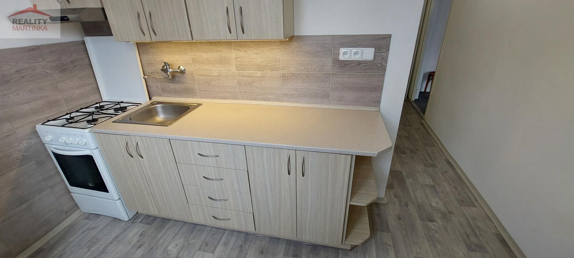 Pronájem byt 2+1 - Bratří Čapků, Valašské Meziříčí, 51 m²