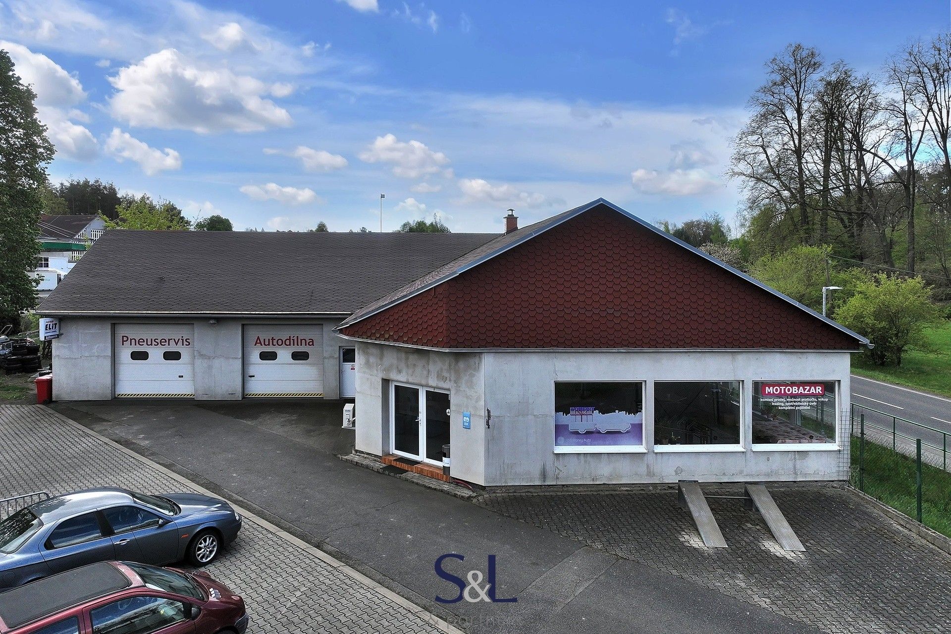 Prodej obchodní prostory - Sosnová, 329 m²