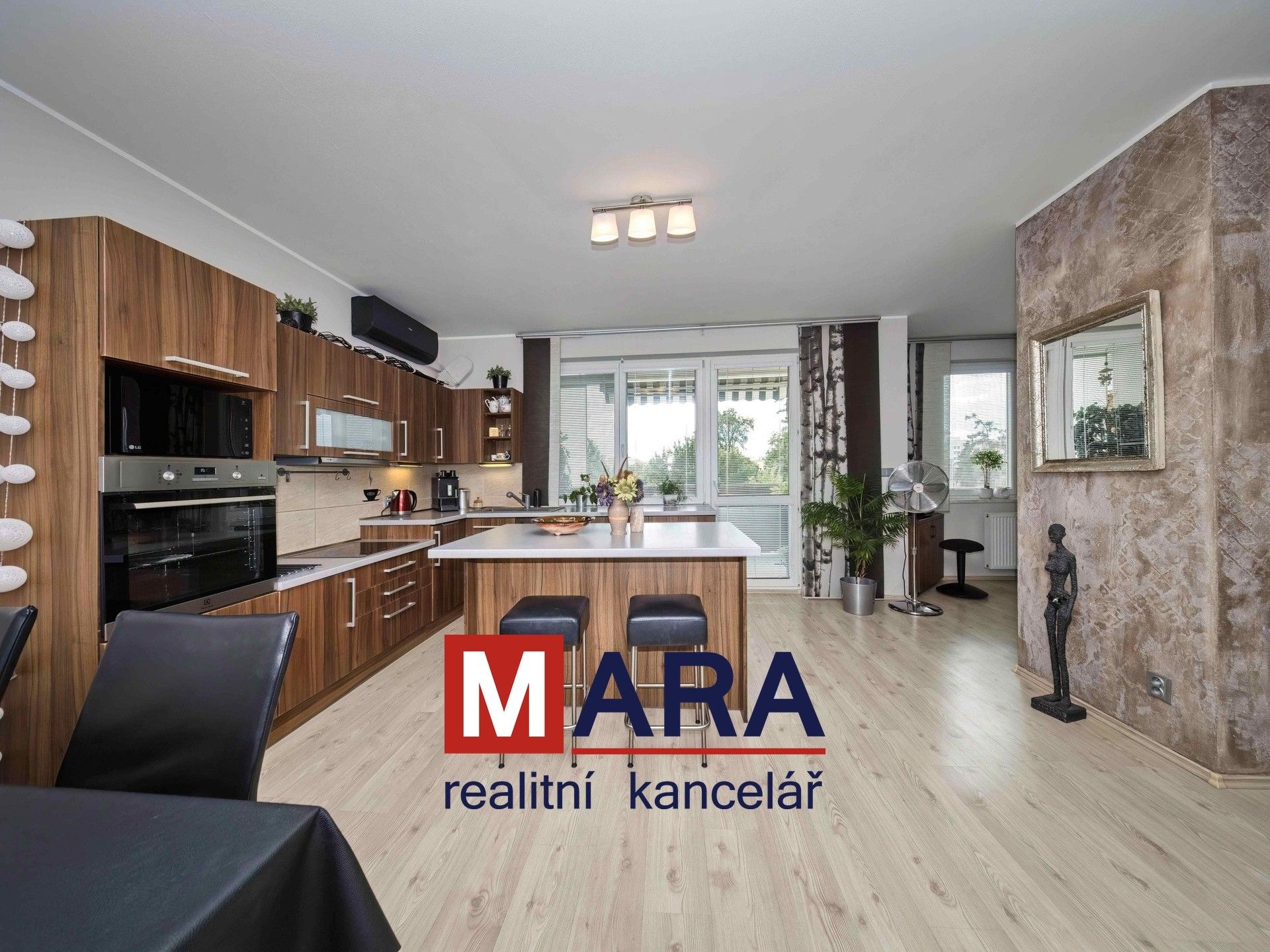 Byt 3+kk, 92 m²
