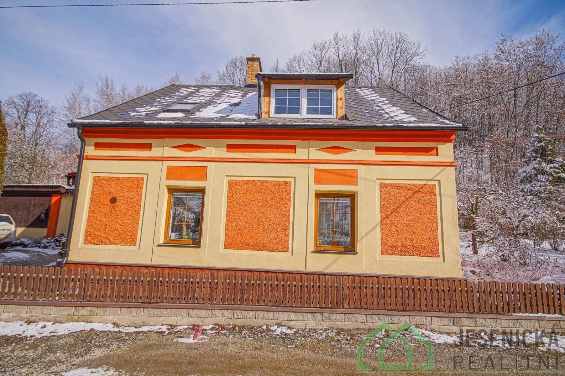 Prodej rodinný dům - Buková, Bernartice, 336 m²