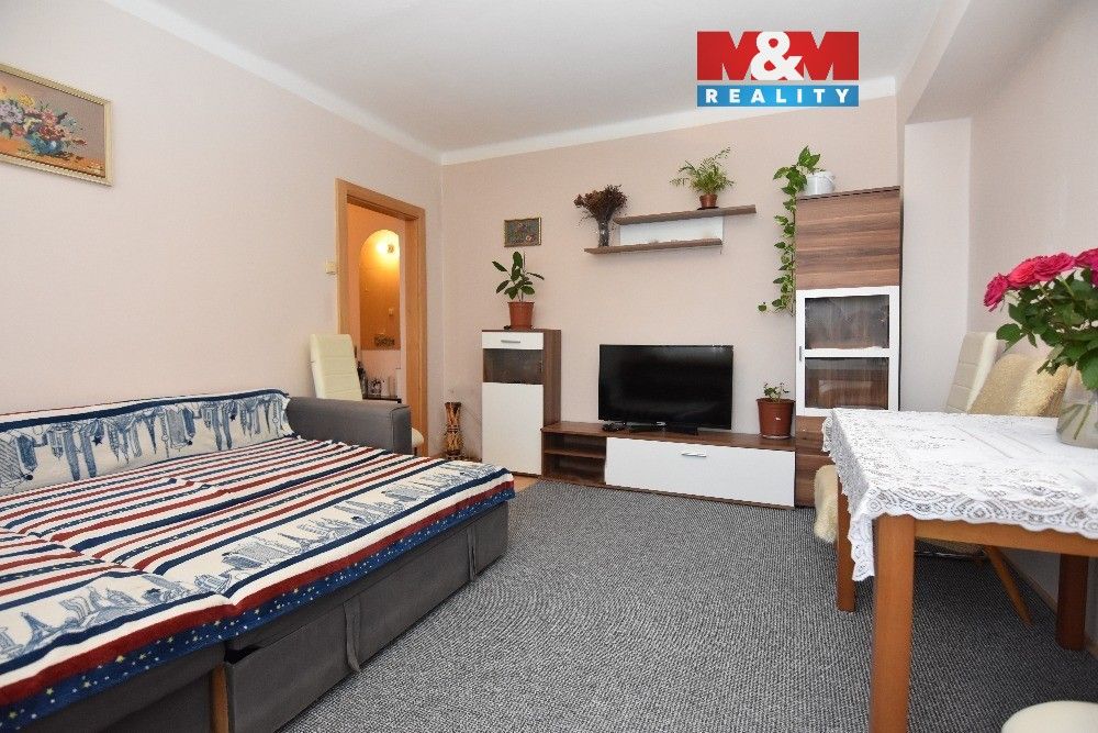 2+1, Spojovací, Čelákovice, 55 m²