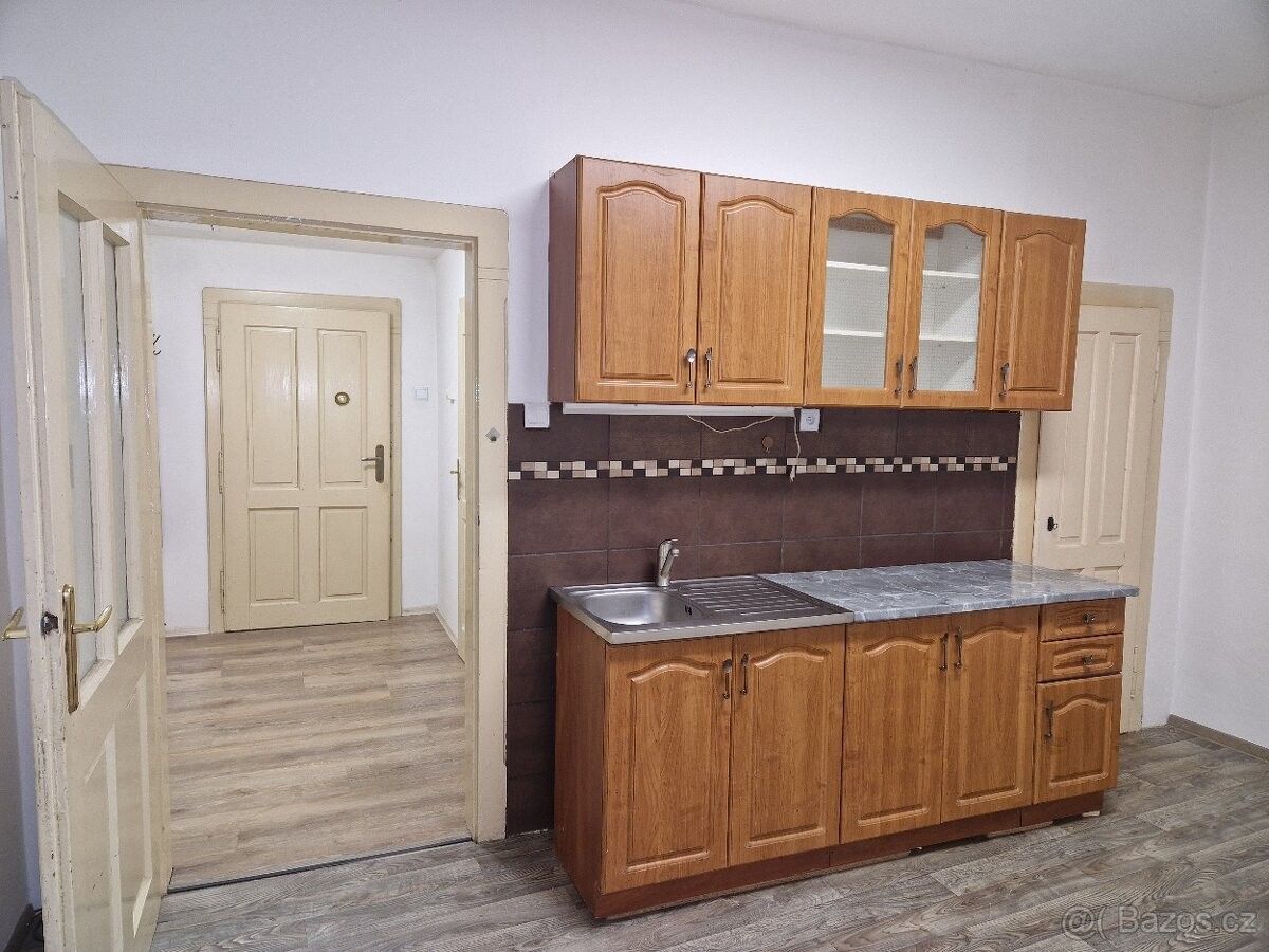 Byty, Znojmo, 669 02