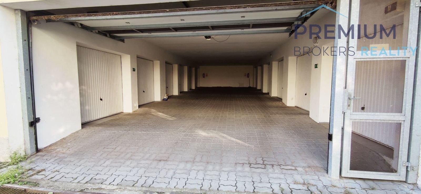 Garáž · 25 m² · Hájkova, Žatec - 3