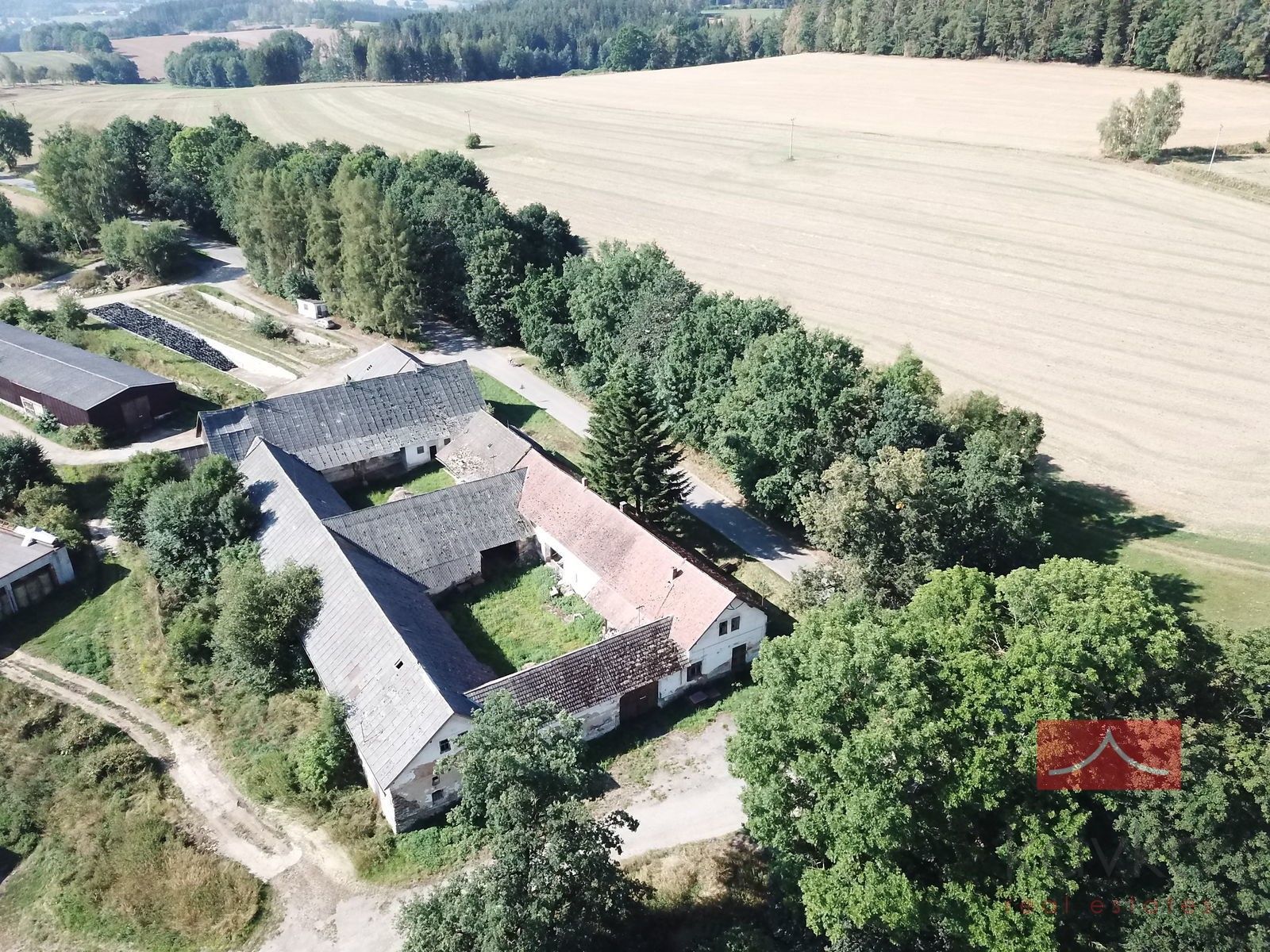 Zemědělské usedlosti, Svépravice, 1 690 m²