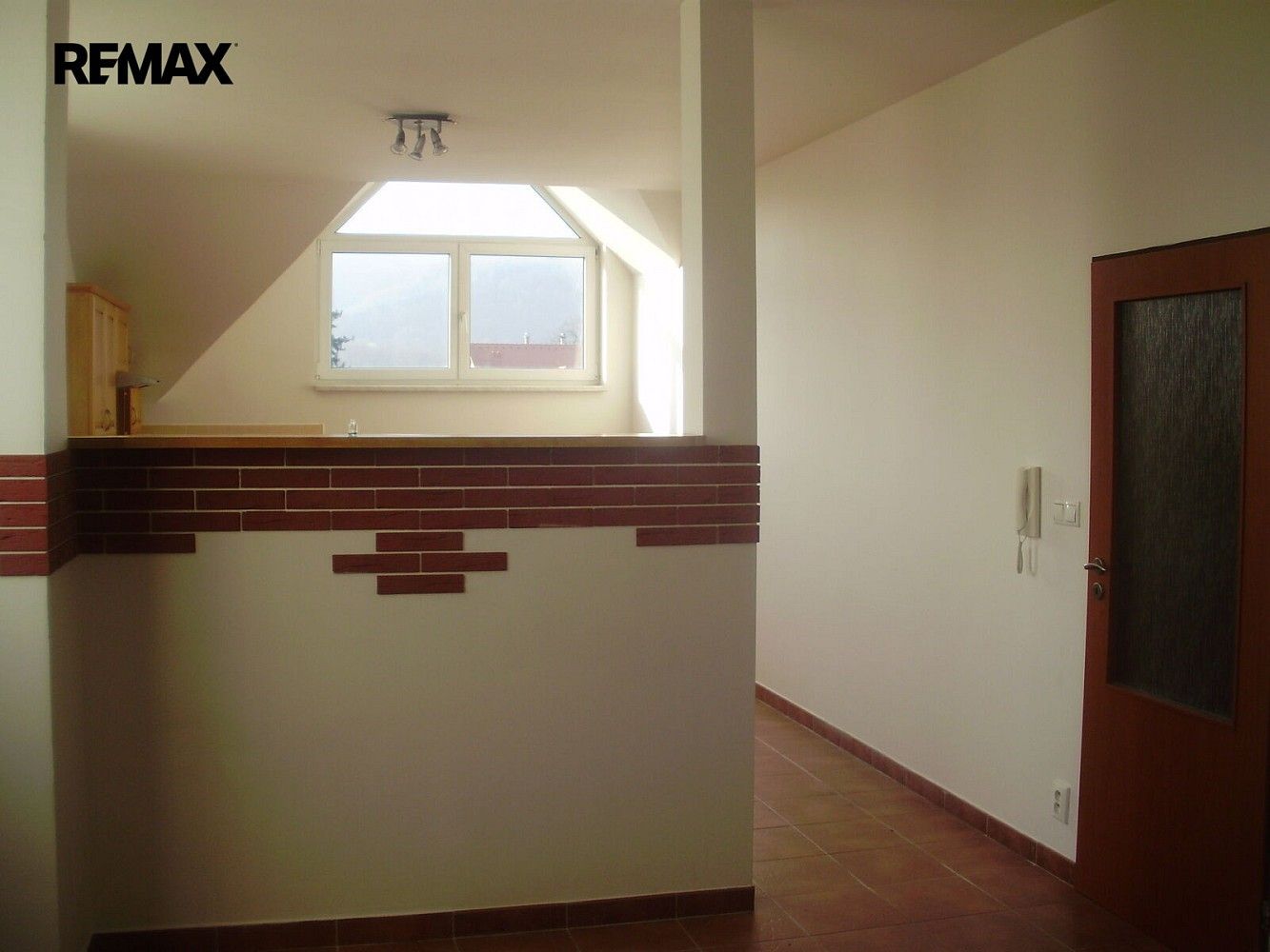 Pronájem byt 1+kk - Lety, okres Praha-západ, Středočeský kraj, 50 m² - 5