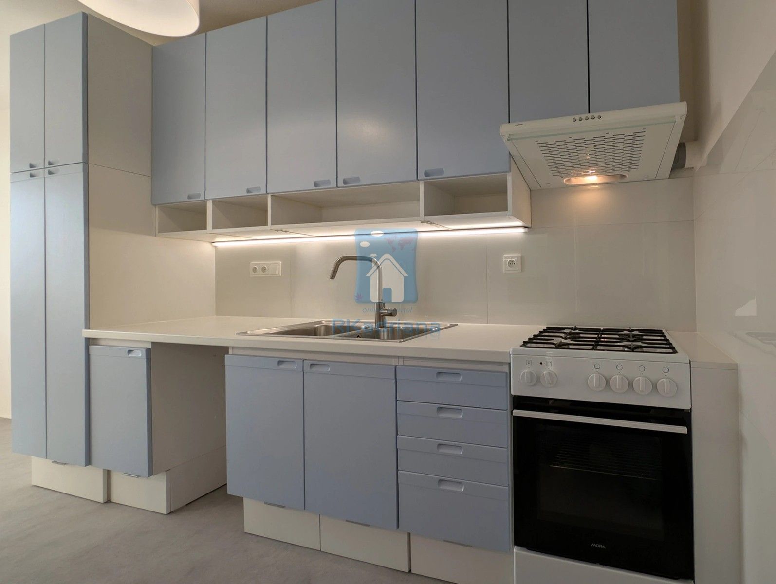 4+1, Chalabalova, Praha, 107 m²