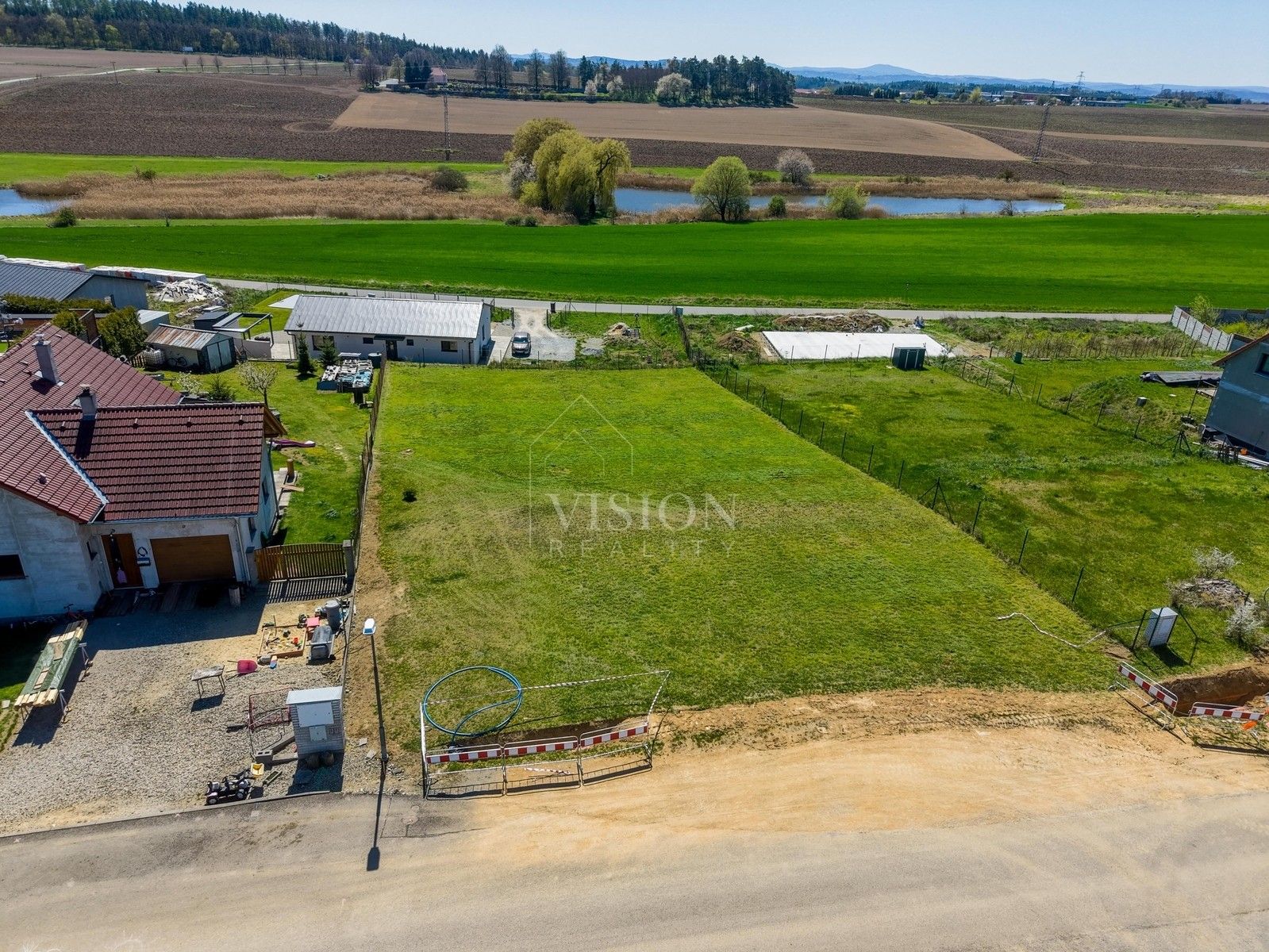 Pozemky pro bydlení, Dobev, 1 233 m² - 2