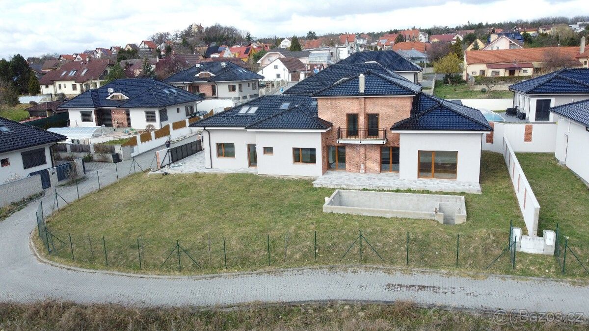 Ostatní, Praha, 100 00, 817 m²