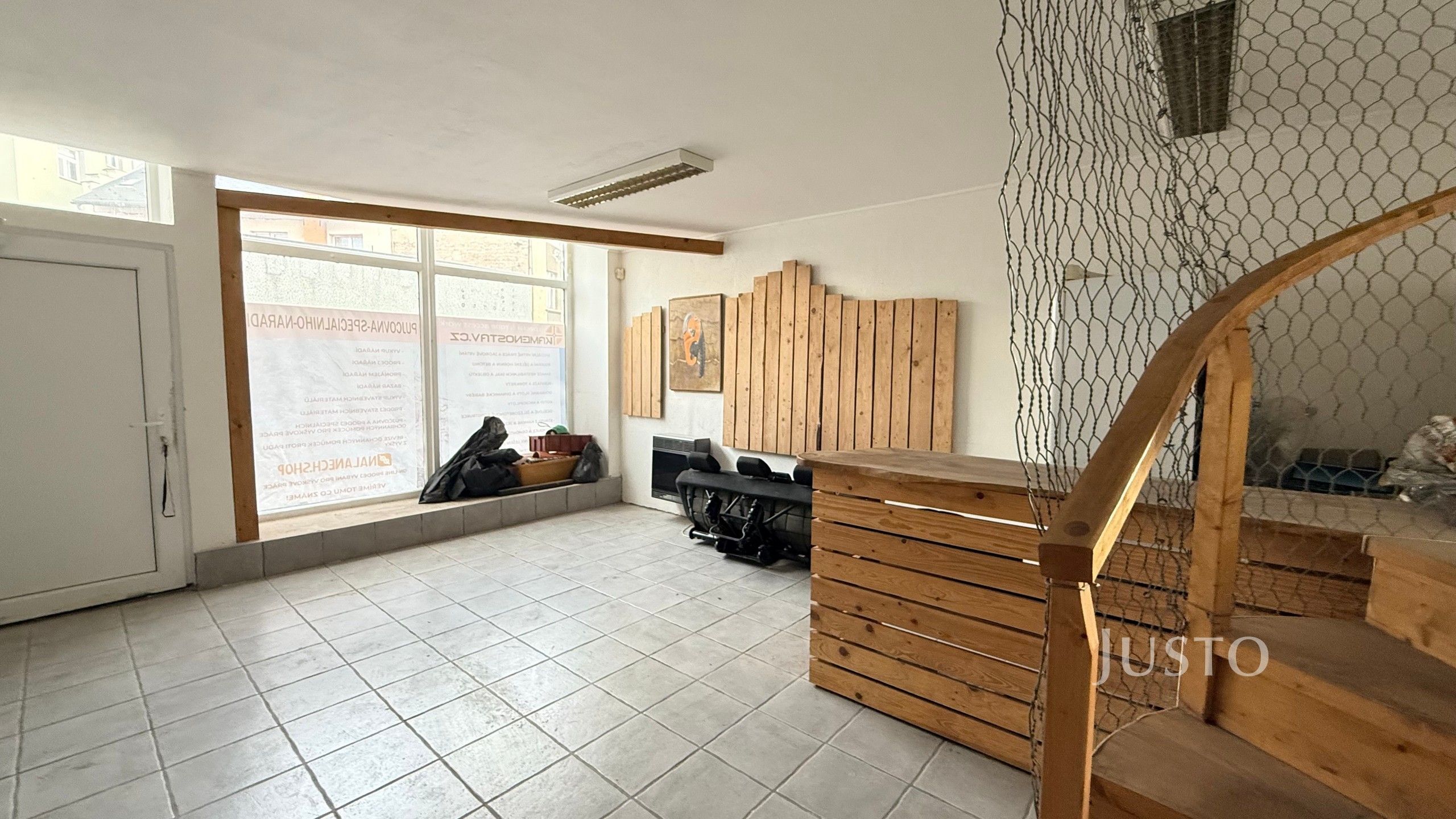 Pronájem kancelář - Prokopa Holého, Děčín, 56 m²