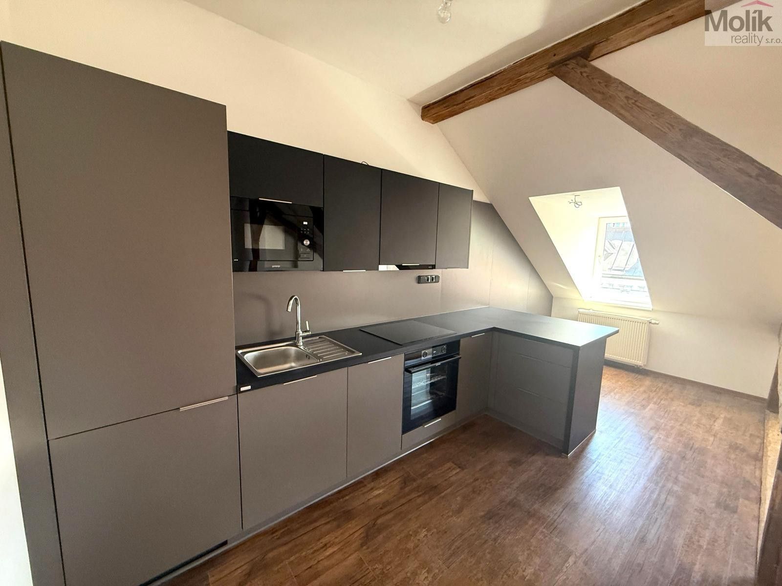 2+kk, 28. října, Chomutov, 72 m² - 1