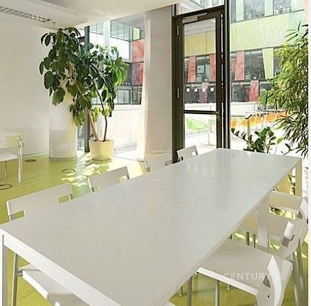 Kancelář · 886 m² · Praha - Karlín, okres Praha 8, Hlavní město Praha - 4