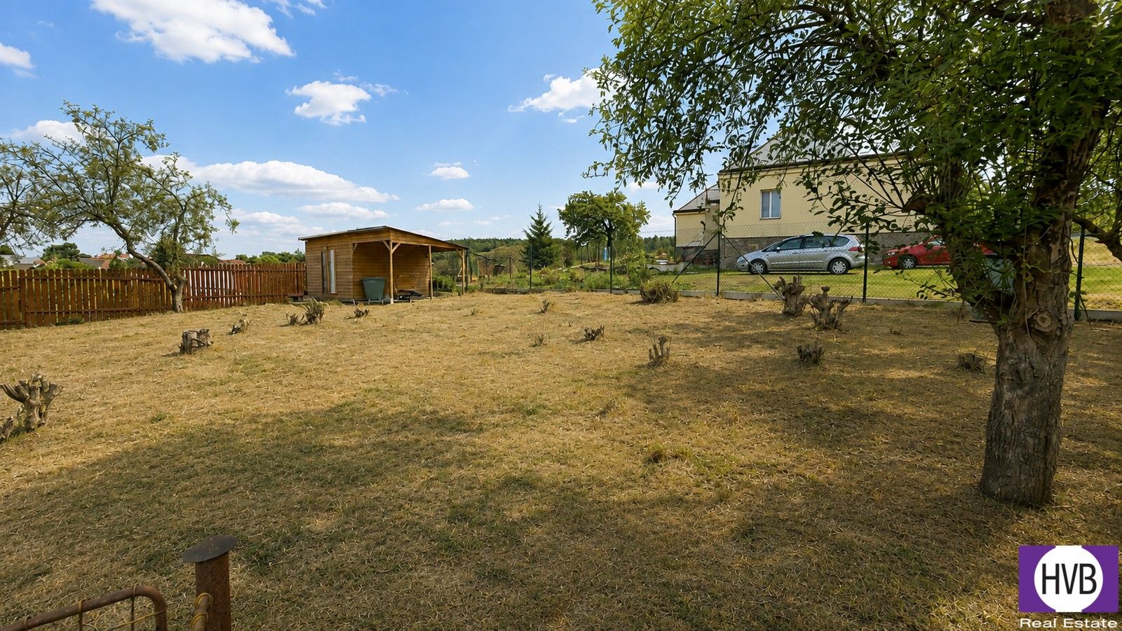 Zahrady, Krňany, 364 m² - 1