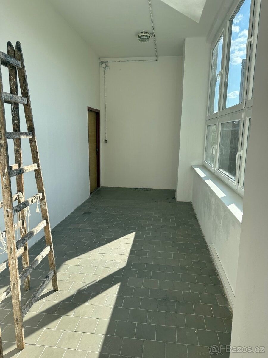 Kancelář · Třebechovice pod Orebem, 503 46 - 3