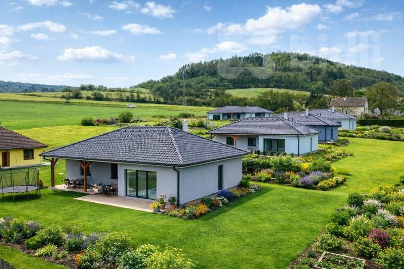 Rodinné domy, Srbeč, 121 m²