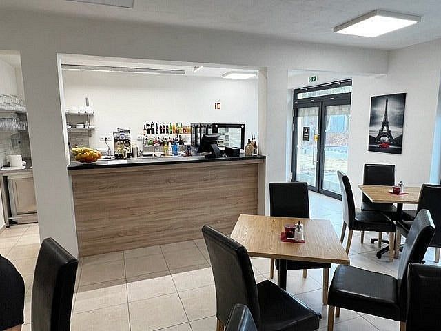 Pronájem obchodní prostory - Břeclav - Charvátská Nová Ves, Jihomoravský kraj, 133 m² - 2