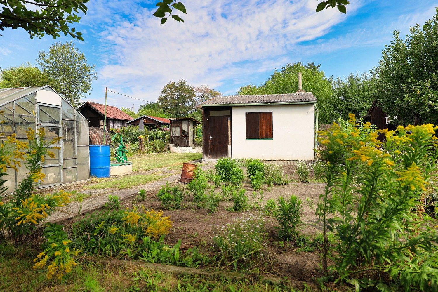 Zahrada, 383 m²