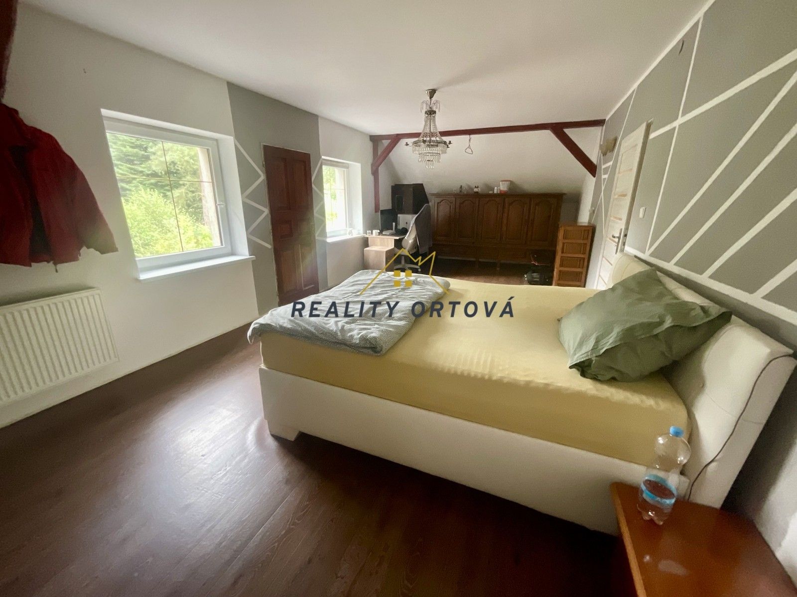 Prodej rodinný dům - Arnoltice, Bulovka, 191 m²