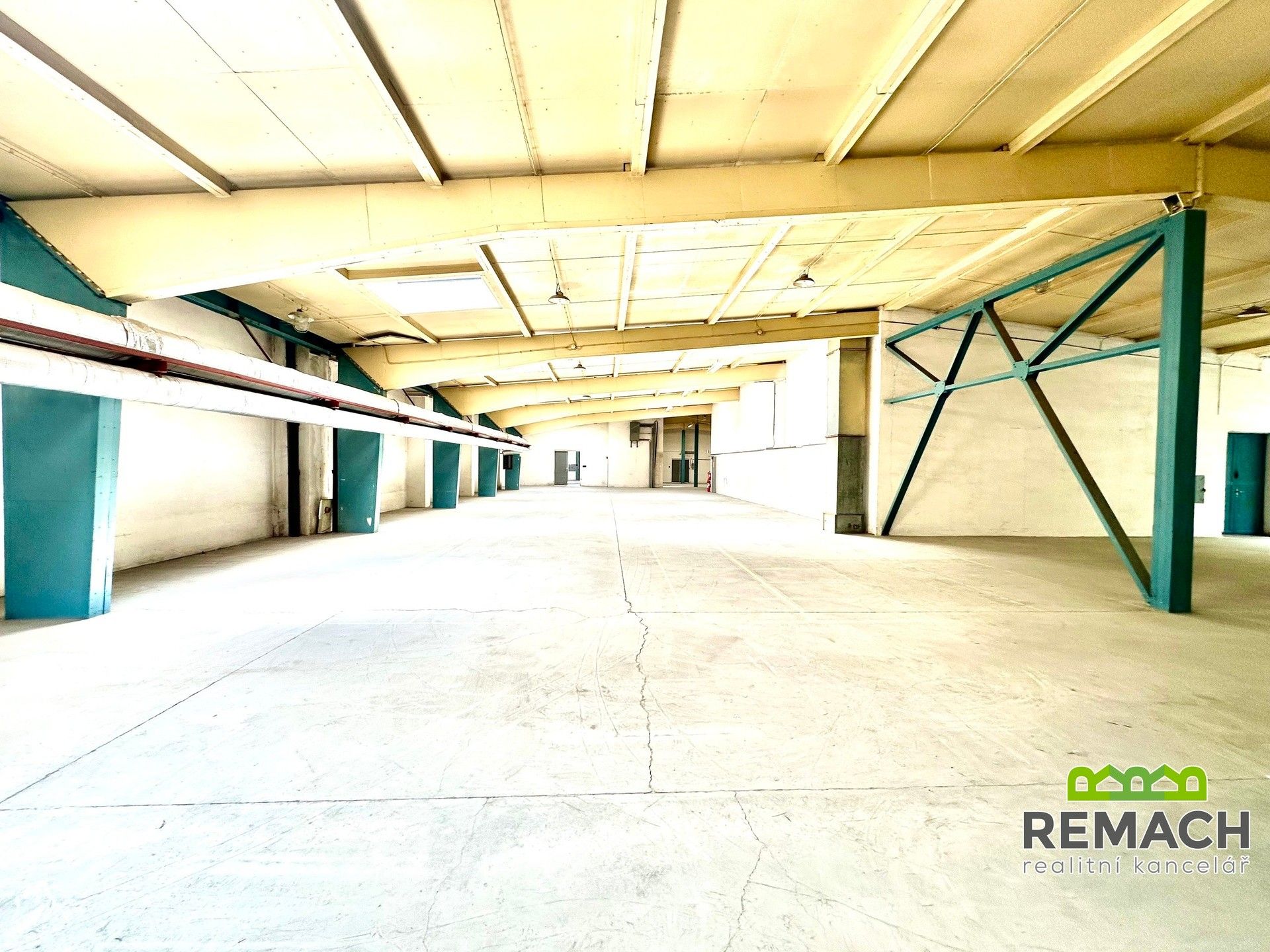 Sklady, Na Záhonech, Kunovice, 1 123 m²