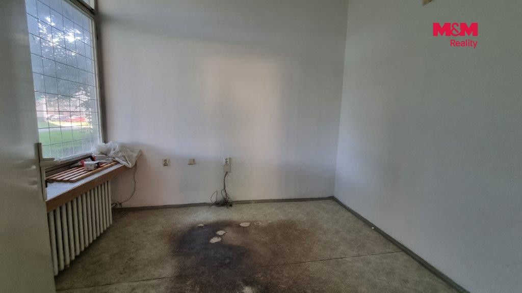 Pronájem obchodní prostory - F. S. Tůmy, Orlová, 156 m² - 5