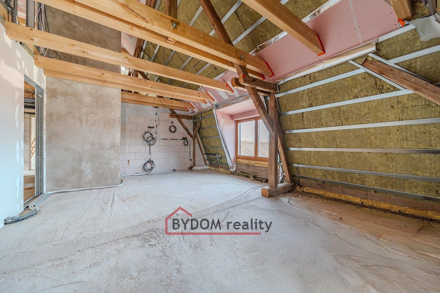 Prodej byt 3+kk - Líšťany, okres Plzeň-sever, 82 m² - 5