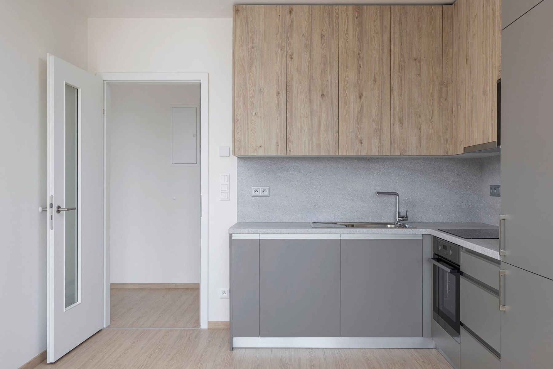 Pronájem byt 2+kk - Haenkeho, Praha - Řeporyje, 47 m² - 5