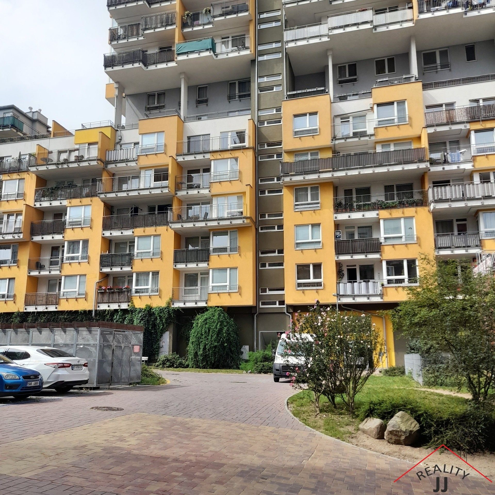 Pronájem byt 2+kk - Praha, 59 m²