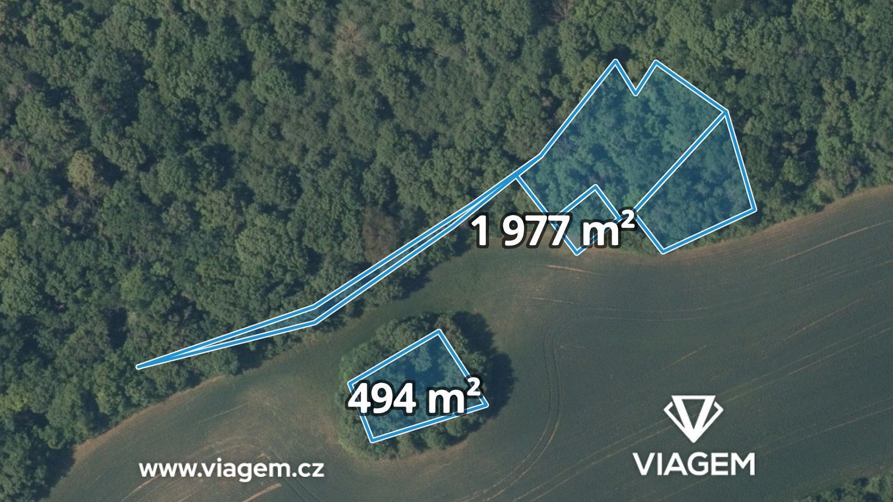 Les, 2 471 m²