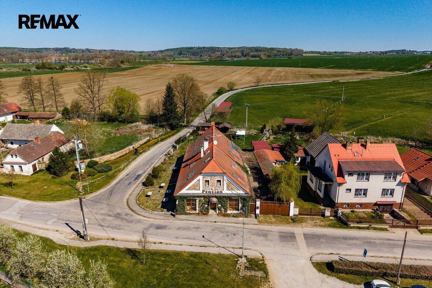 Ubytovací zařízení, Buzice, okres Strakonice, Jihočeský kraj, 398 m² - 2