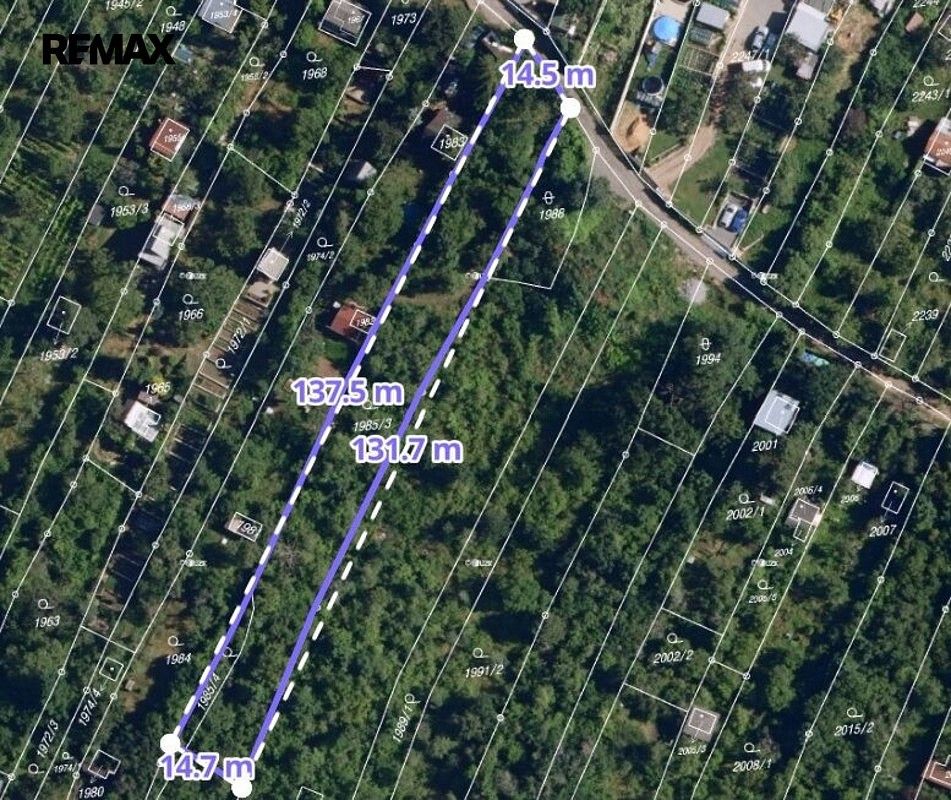 Zahrada, 1 744 m²