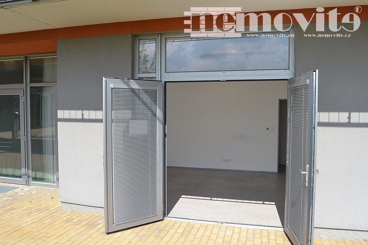 Kanceláře, Nákupní 1127, Jesenice, 21 m² - 2