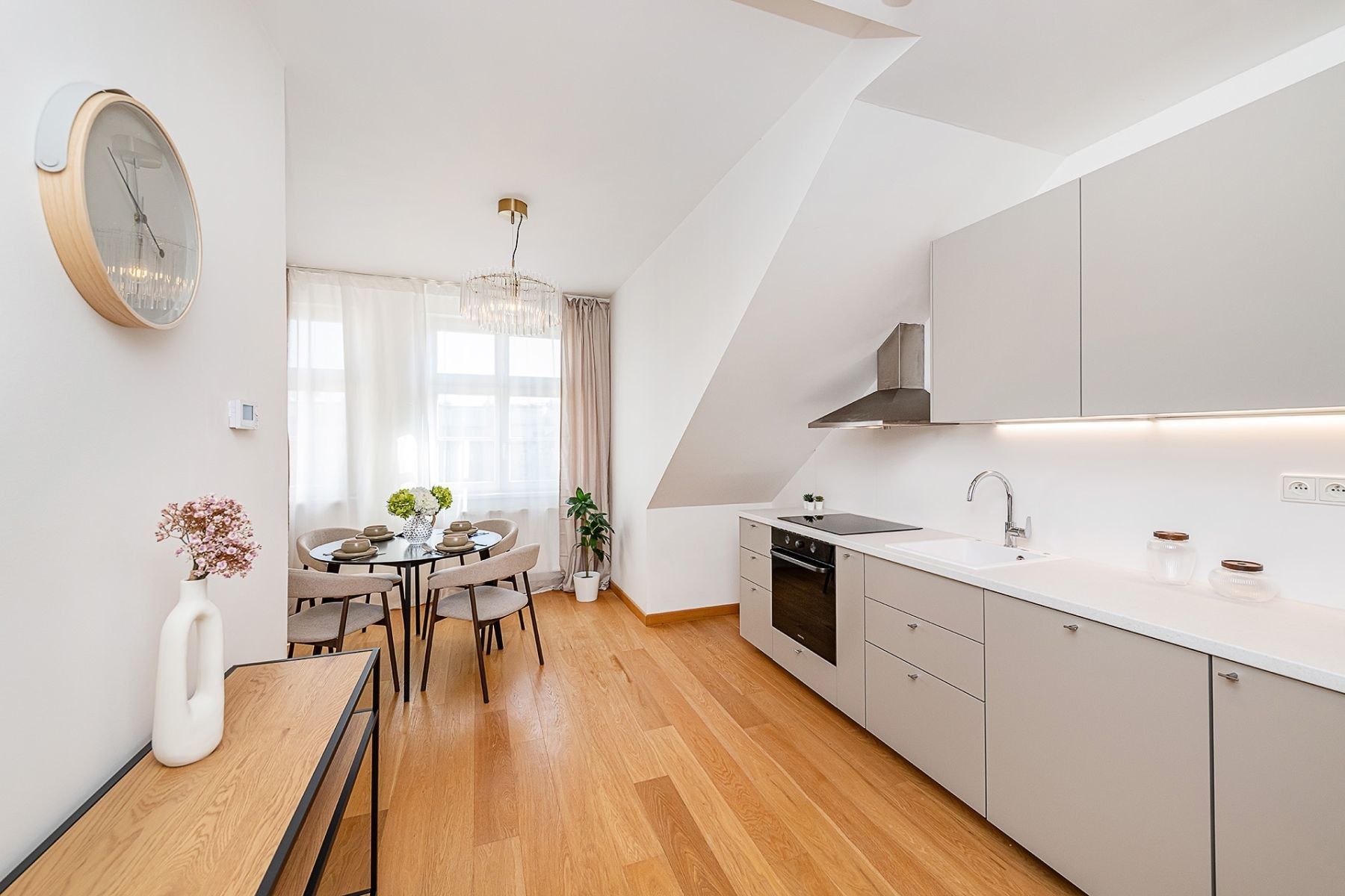 3+1, Chodská, Praha - Vinohrady, 117 m² - 1