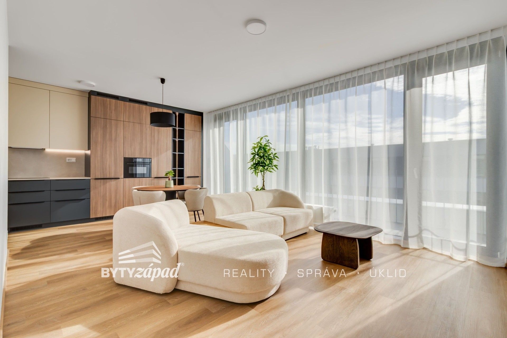 2+kk, Železná 3070, Plzeň Jižní Předměstí, 56 m² - 1