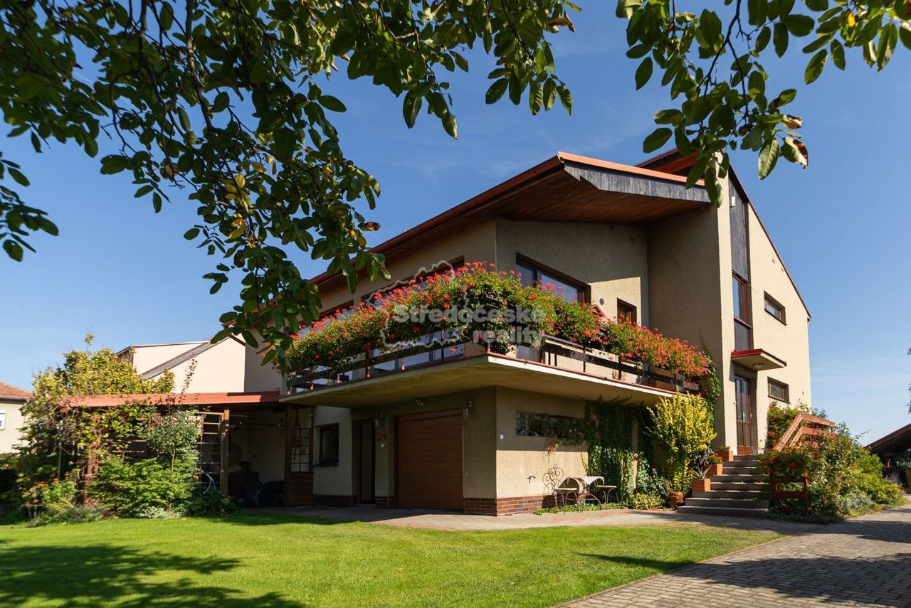 Prodej dům - Sruby, 360 m²