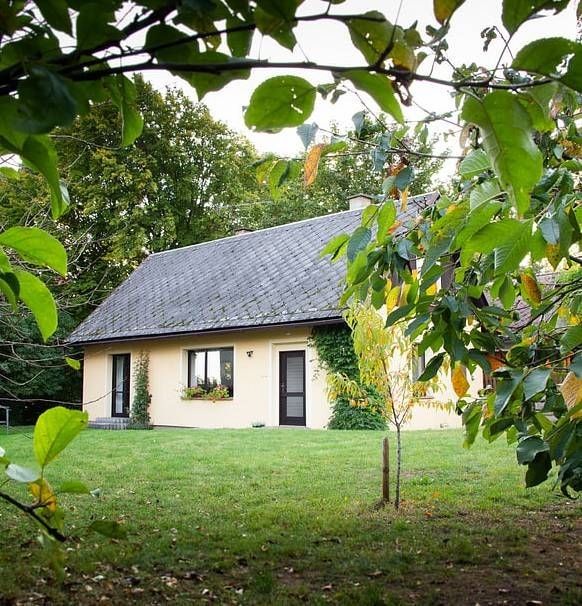 Chaty, Bělá pod Bezdězem, Středočeský kraj