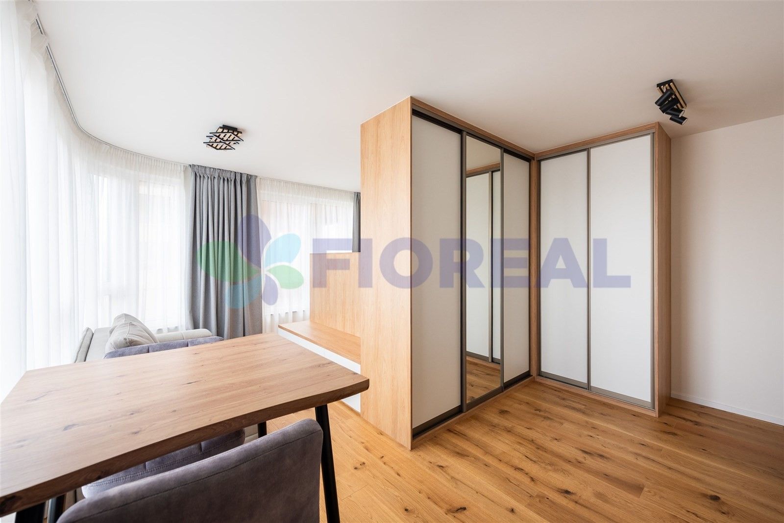 Pronájem byt 1+kk - U Komína 368, Praha Radlice, 39 m² - 5