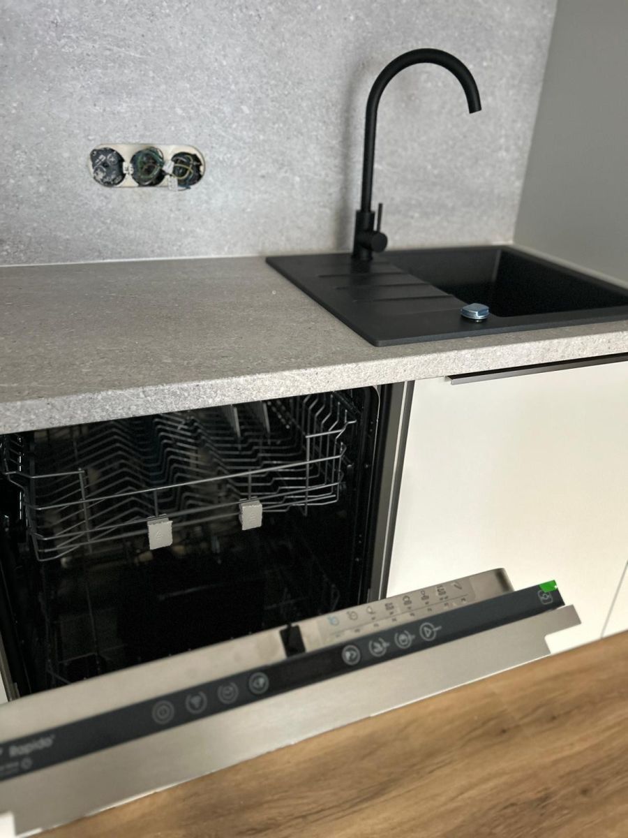 Byt 2+kk · 52 m² · Plzeňská, Praha - Smíchov - 4