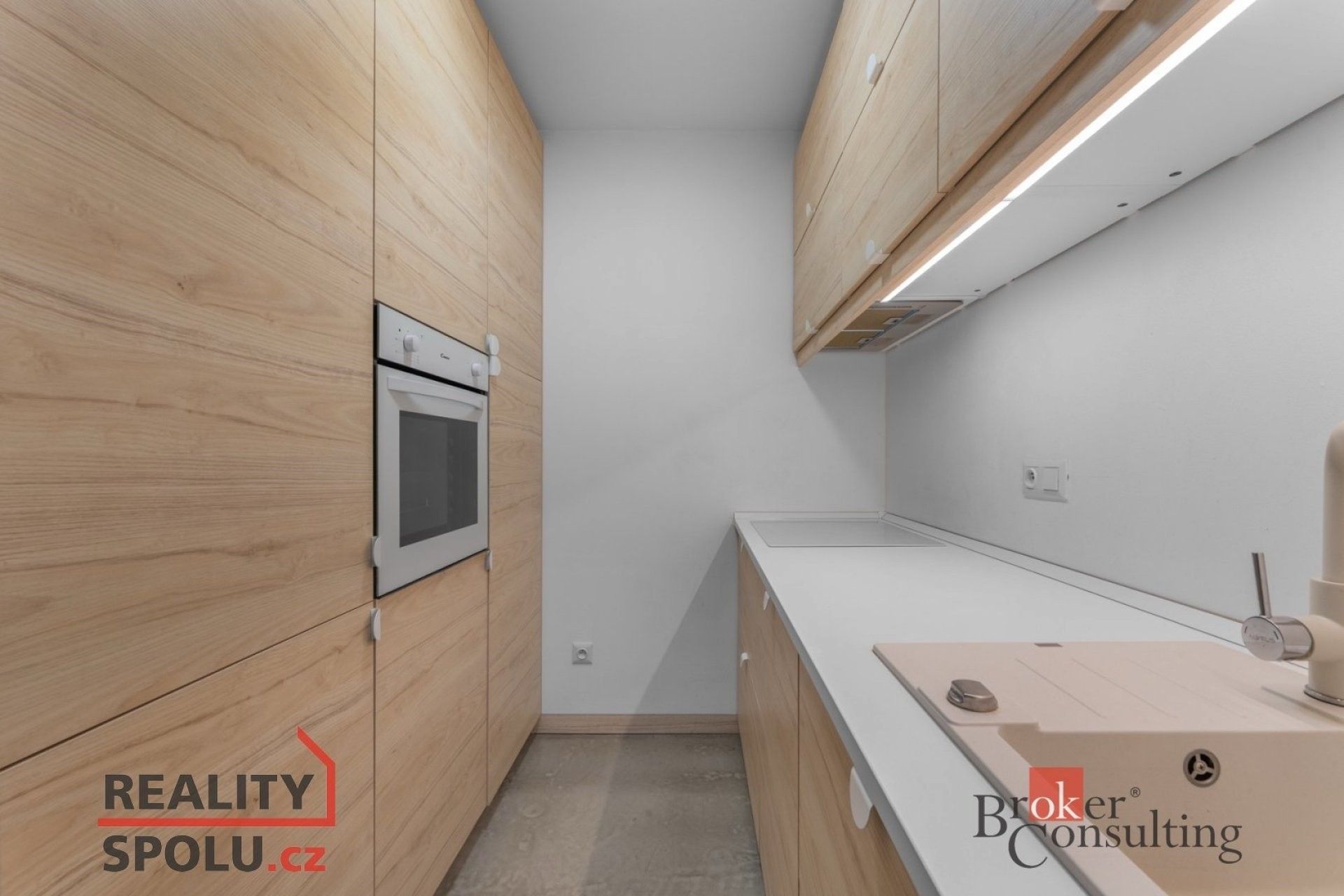 2+kk, Borovanského, Praha, 44 m²