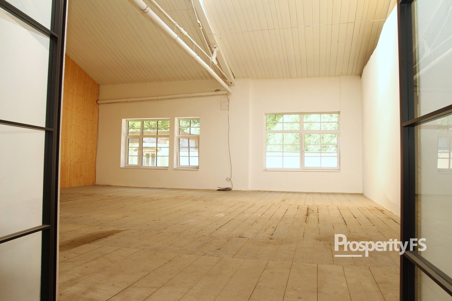 Obchodní prostory, 110 m²