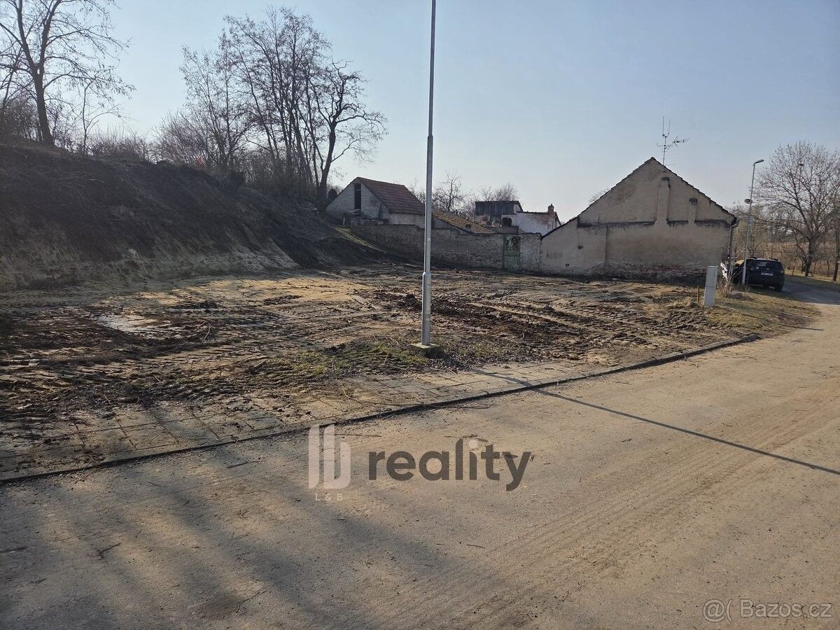 Pozemky pro bydlení, Jiřice u Miroslavi, 671 78