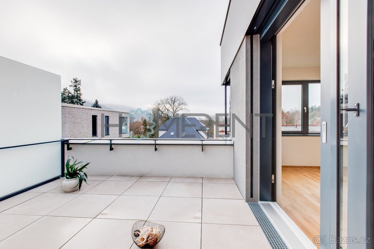 Pronájem byt - Černošice, 252 28