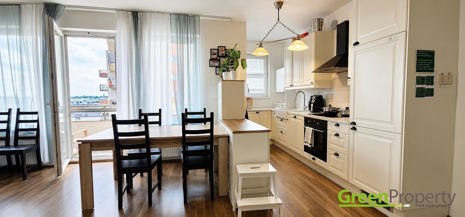 Byt 3+kk, 90 m²