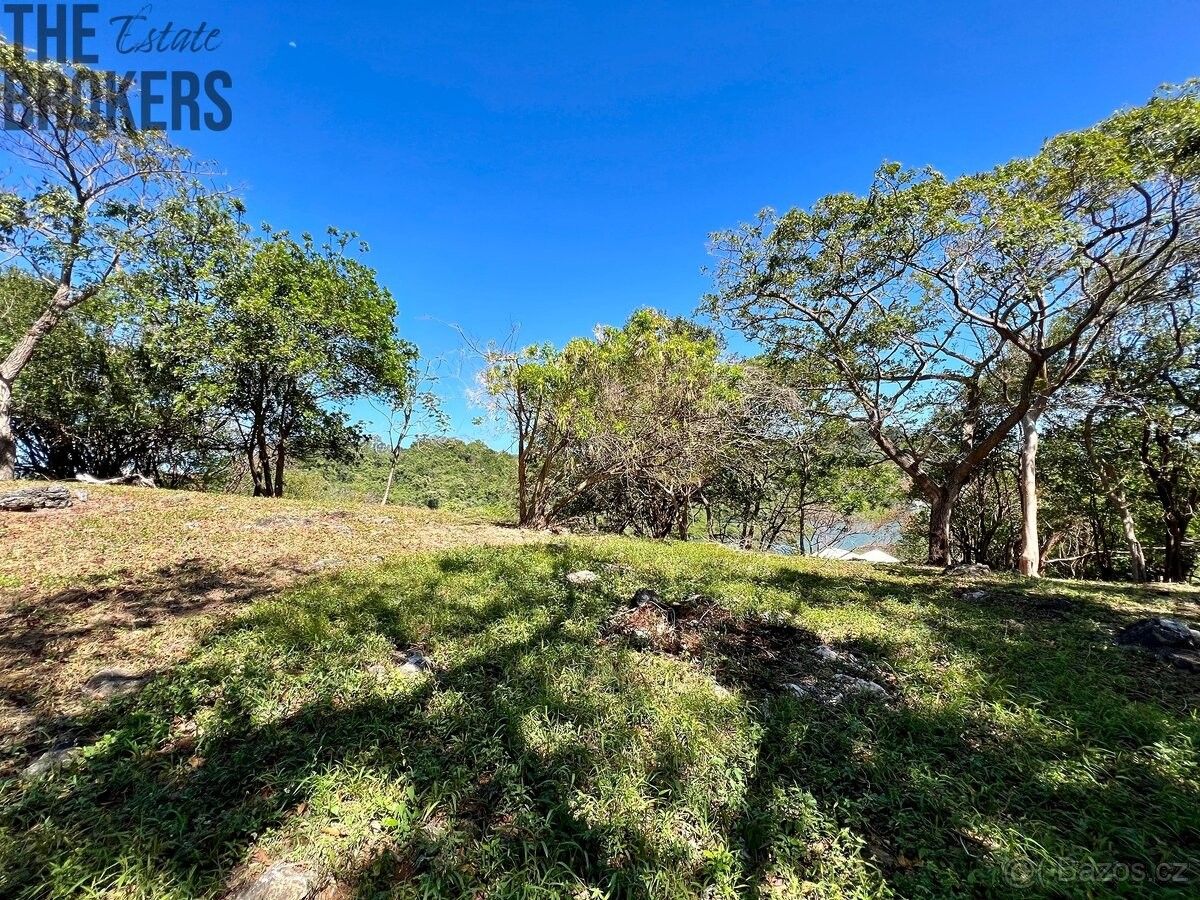 Prodej pozemek pro bydlení - 987 66, Zahraničí