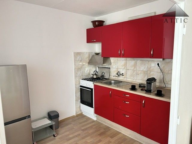 3+1, Uzbecká, Praha, 74 m² - 2