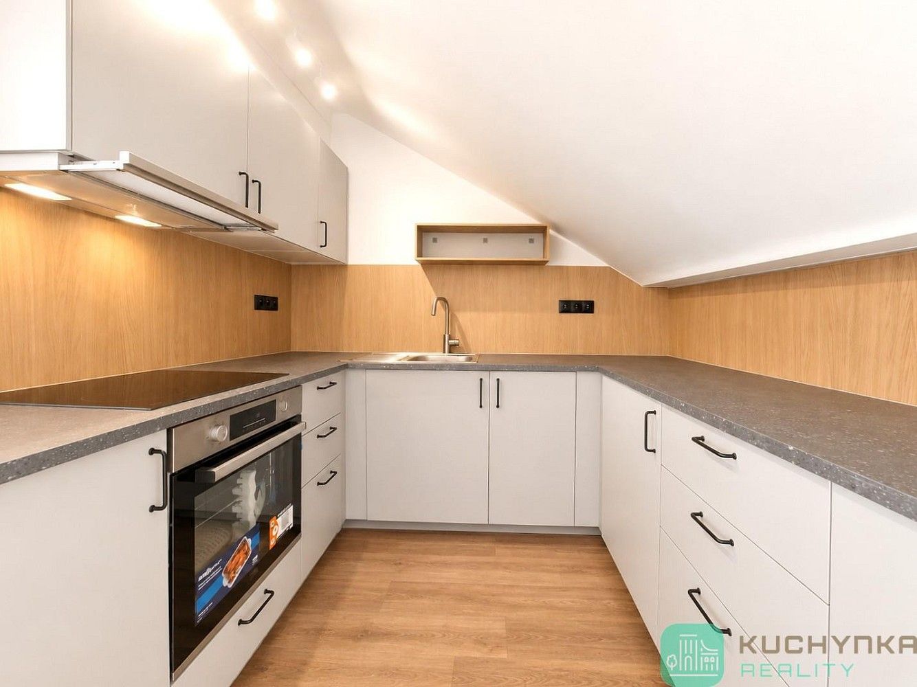 Pronájem byt 3+kk - Dvojhradí, Dubí - Mstišov, okres Teplice, 81 m² - 5
