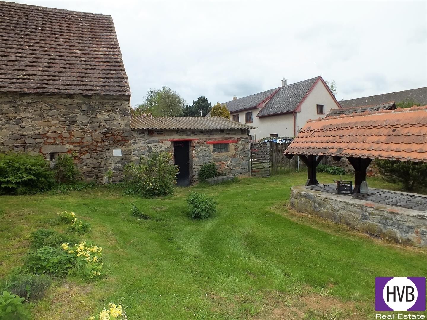 Rodinný dům · 422 m² · Zalužany - 4