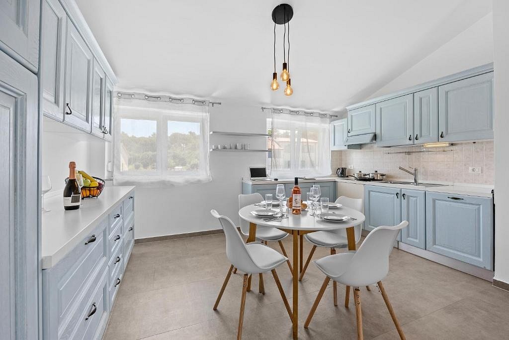 2+kk, Pula, Istarska županija, Chorvatsko, 71 m² - 1