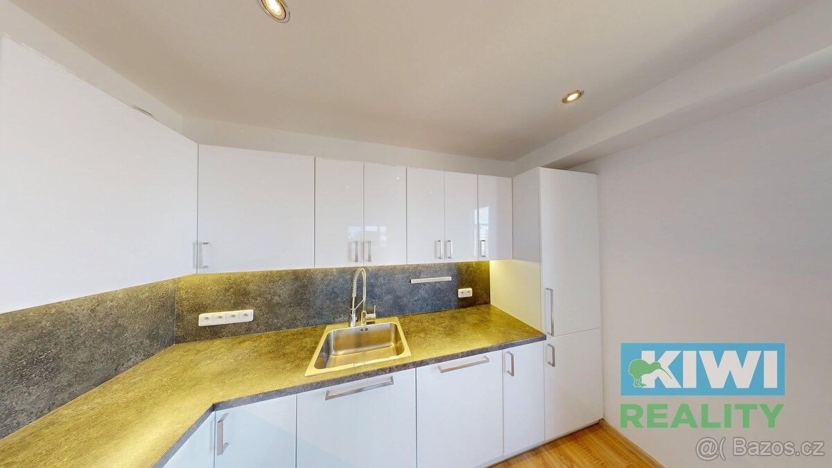 Pronájem byt - Ostrava, 702 00