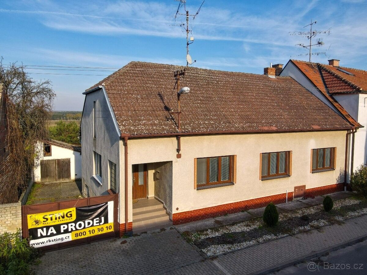 Rodinné domy, Vacenovice, 696 06 - 2