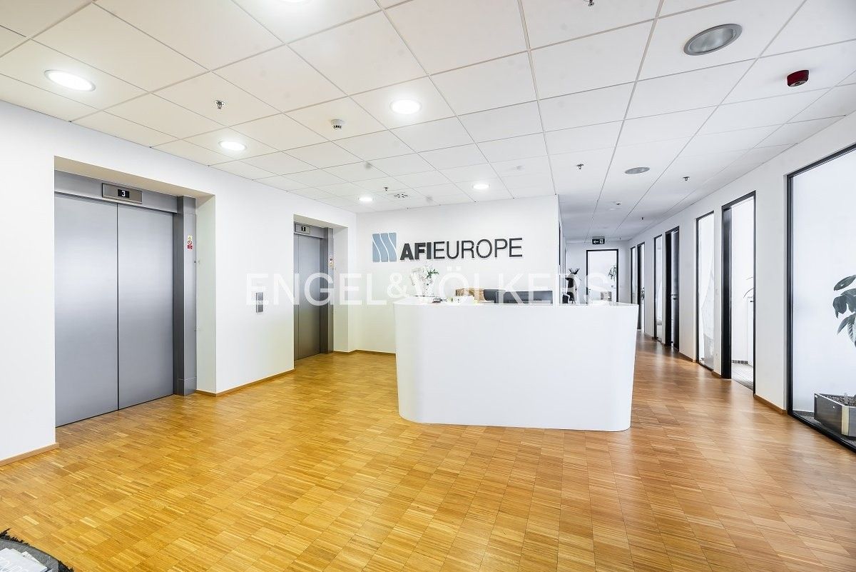 Kancelář · 330 m² · Jankovcova 1037, Praha Holešovice - 3